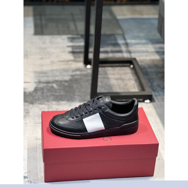 Valentino Sneakers